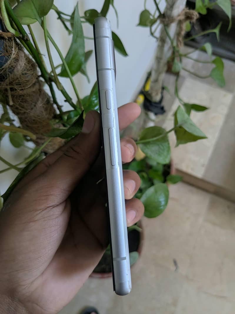 Google Pixel 7a 2