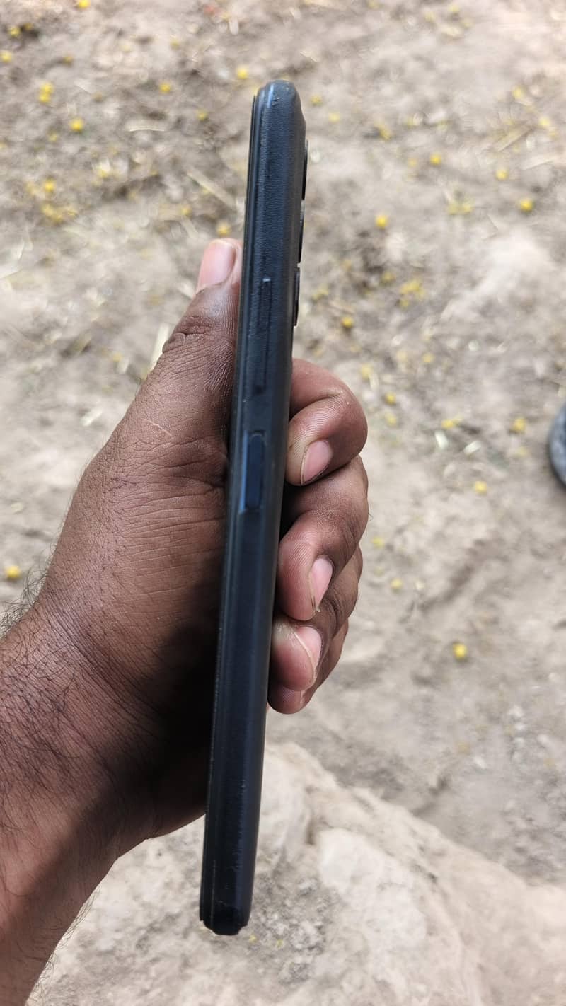Tecno Camon 18 p 3
