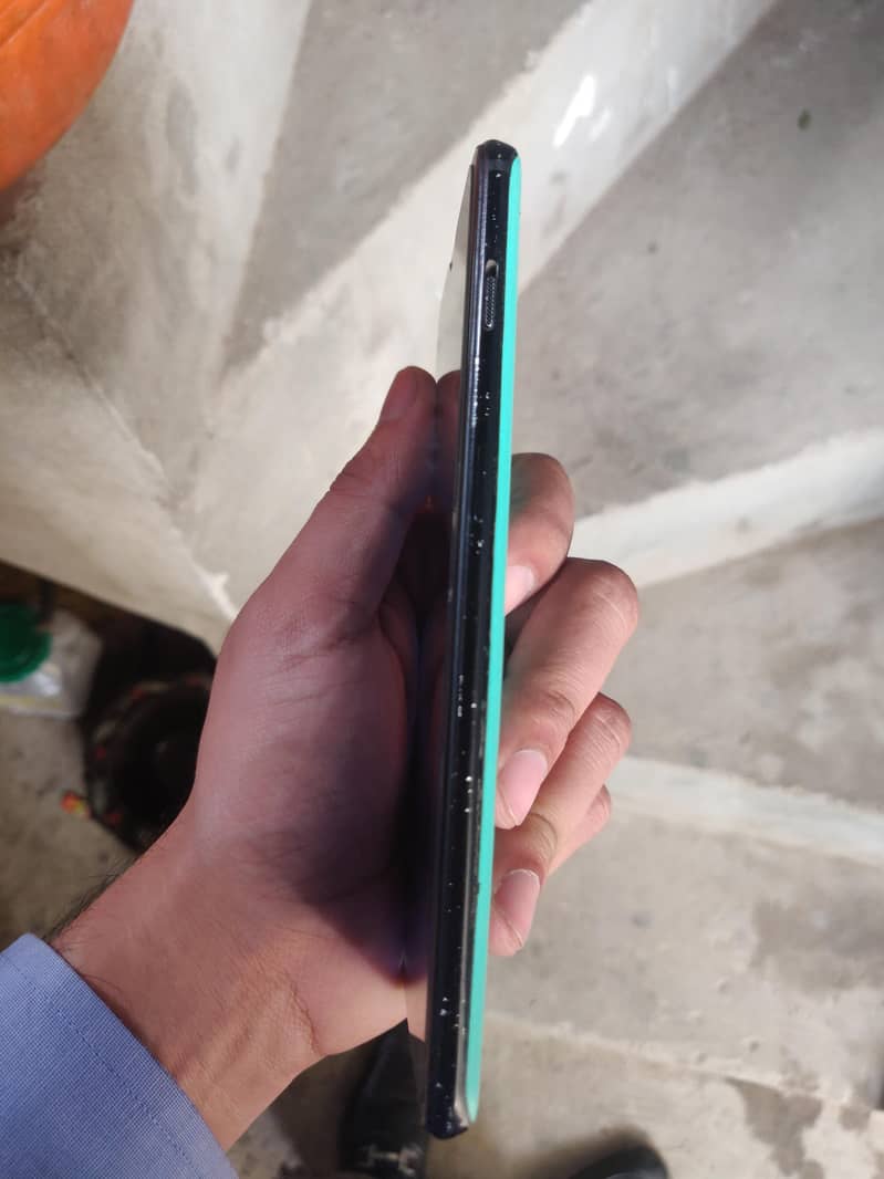 One Plus 6T 1
