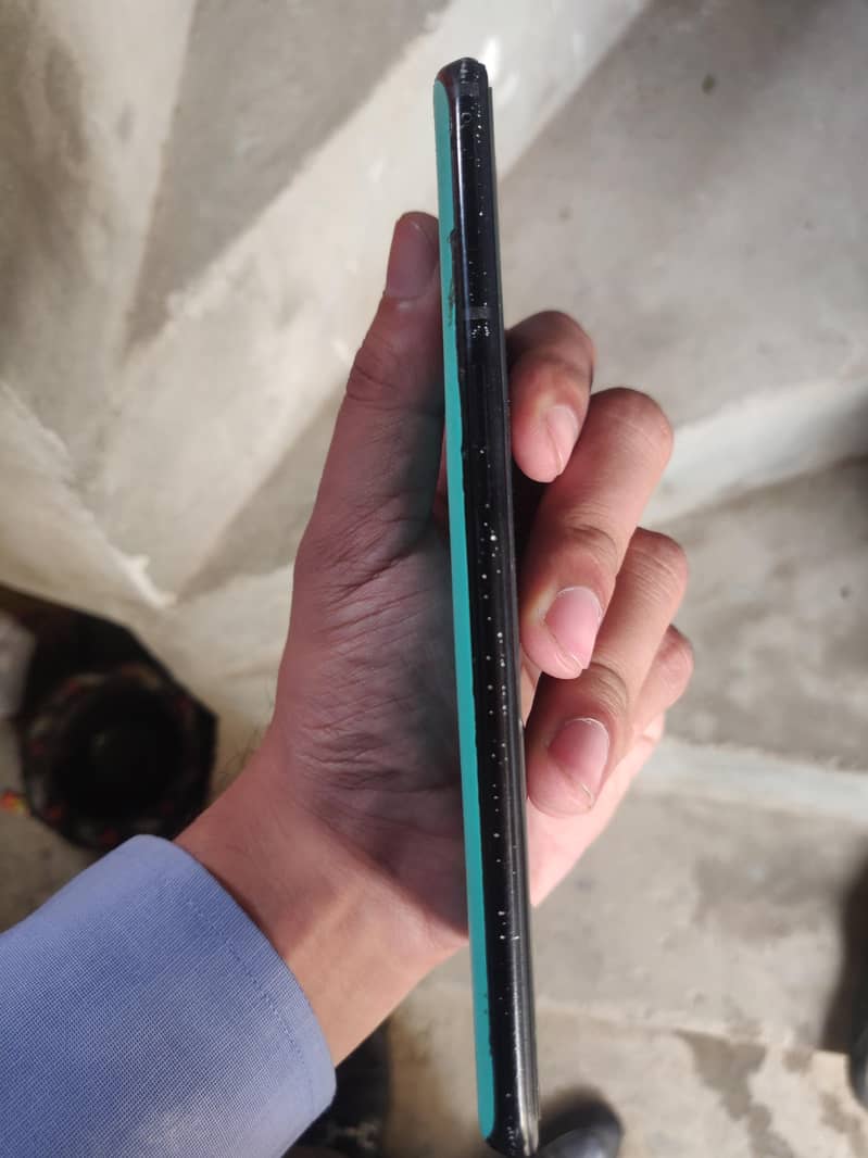 One Plus 6T 3