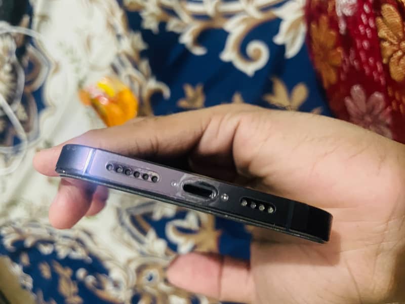 Apple iPhone 14 Pro Max 1