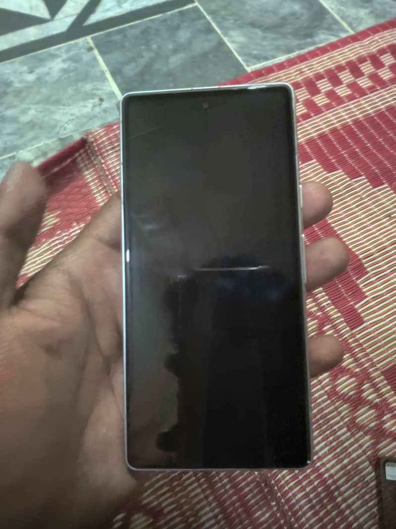 Google Pixel 7a 5