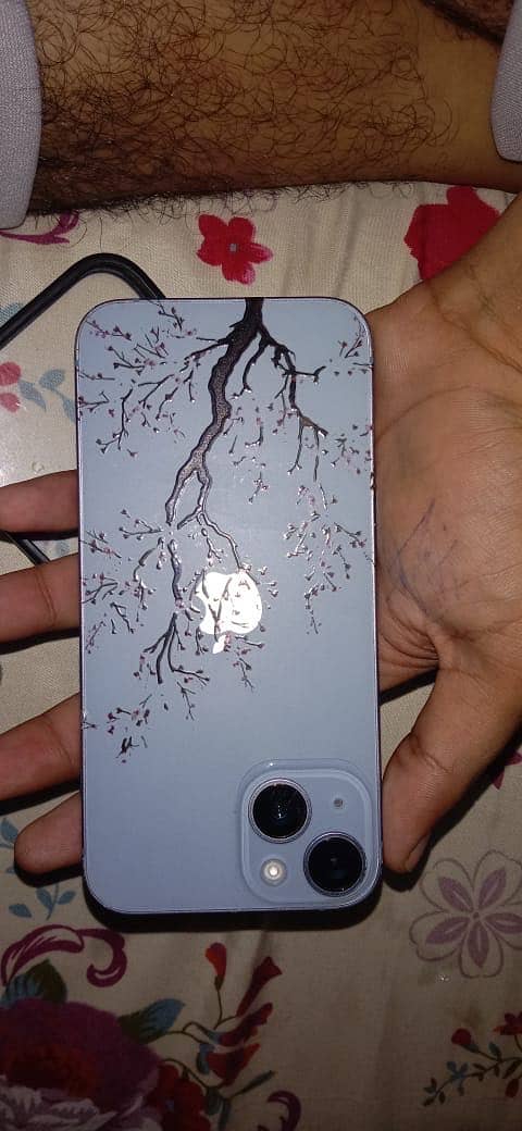 Apple iPhone 14 3