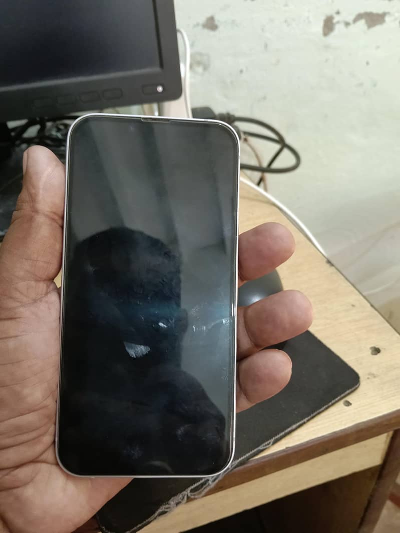 Apple iPhone 14 0