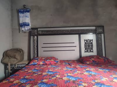 bed sets only 1.7 years using urgent sale