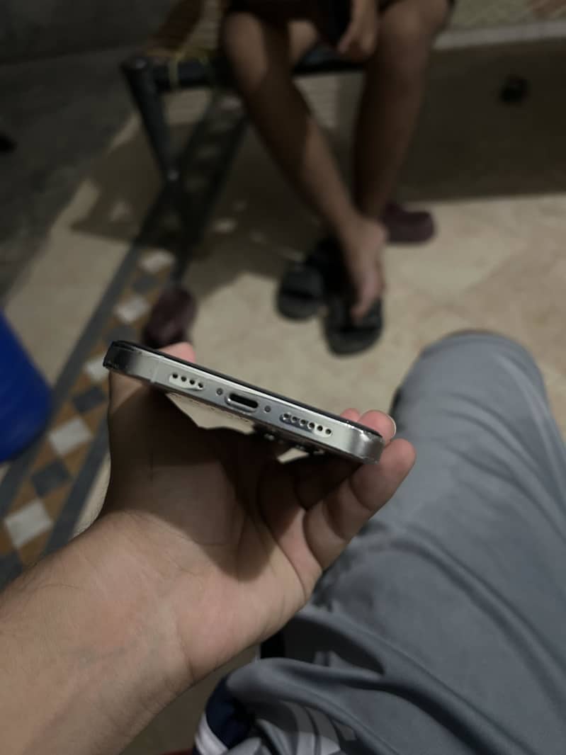 Apple iPhone 12 Pro Max 2