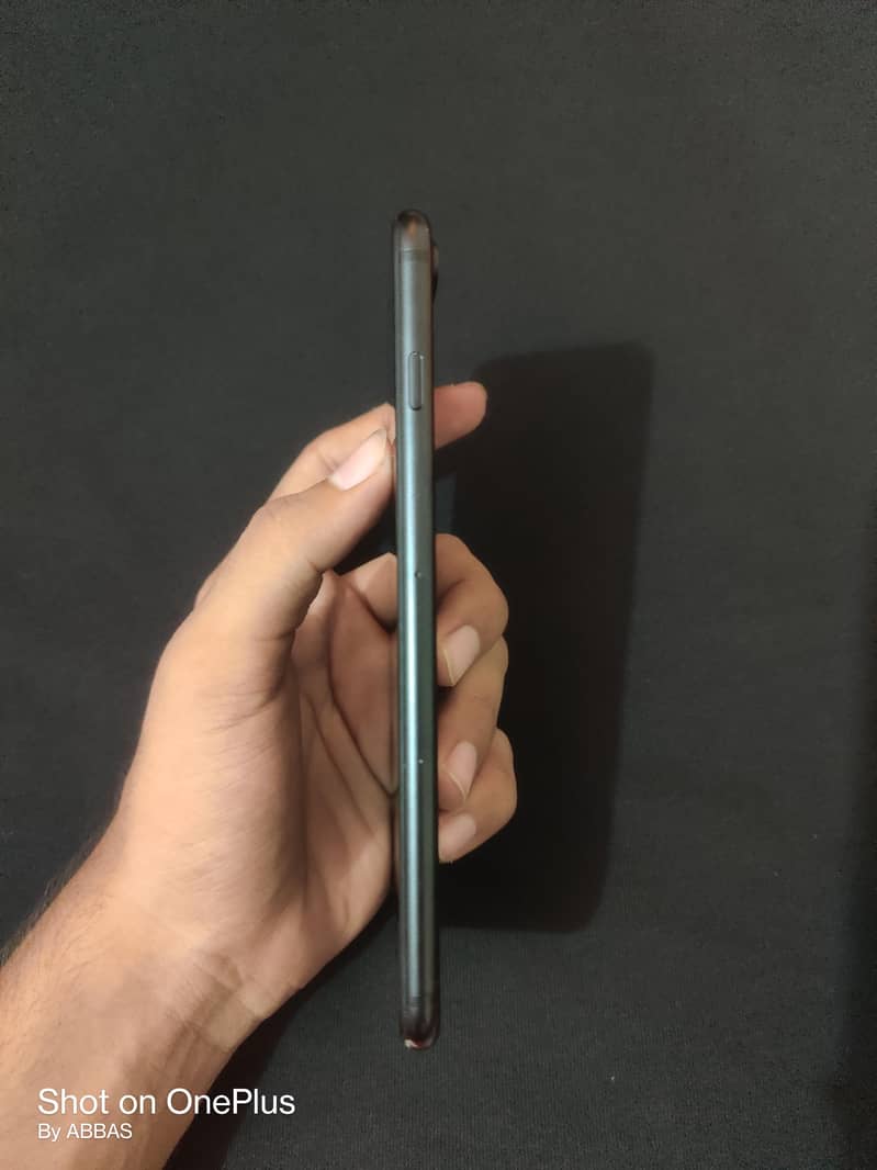 Apple iPhone 7 Plus 4