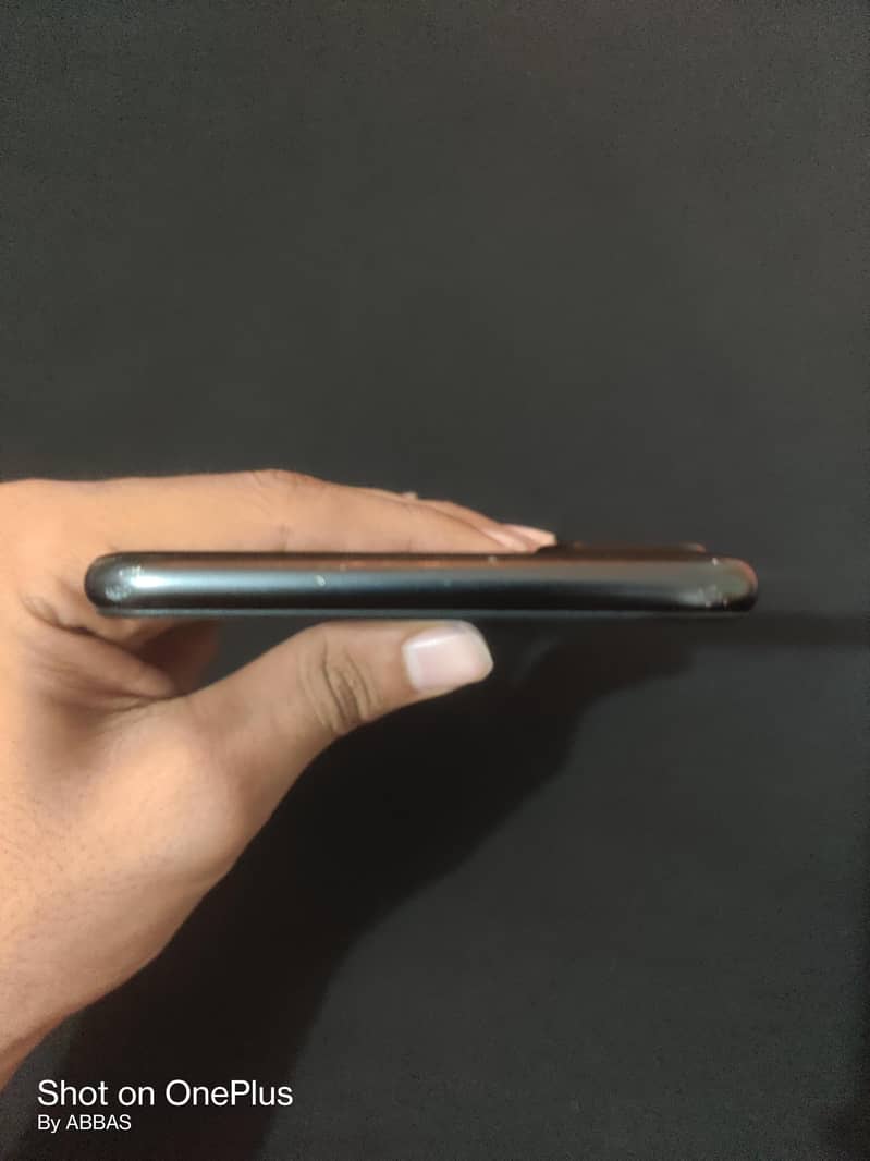 Apple iPhone 7 Plus 6