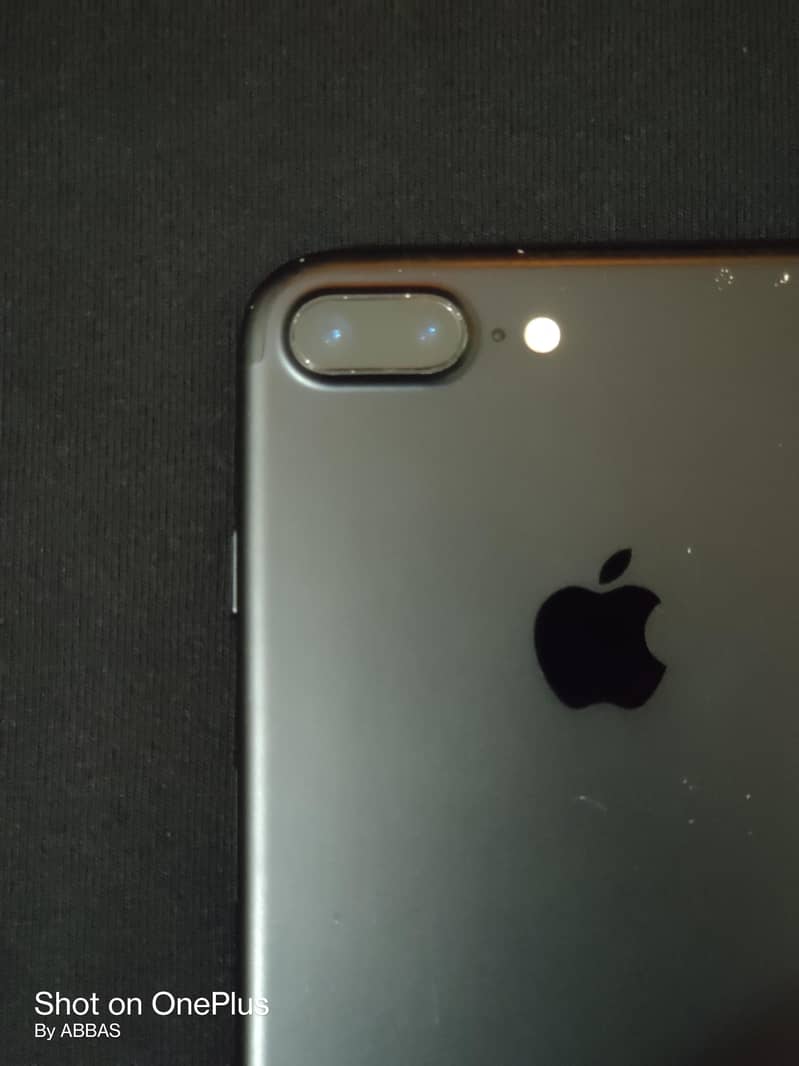 Apple iPhone 7 Plus 7