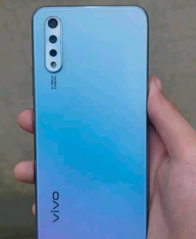 Vivo S1