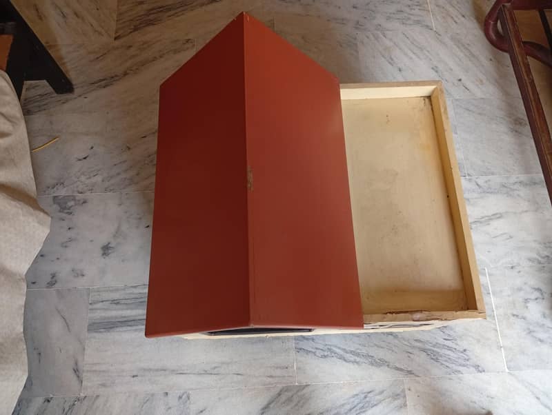 CAT HOUSE 2