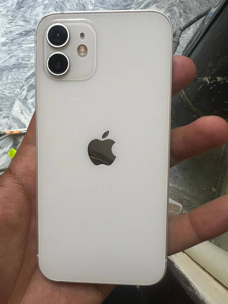 Apple iPhone 12 0