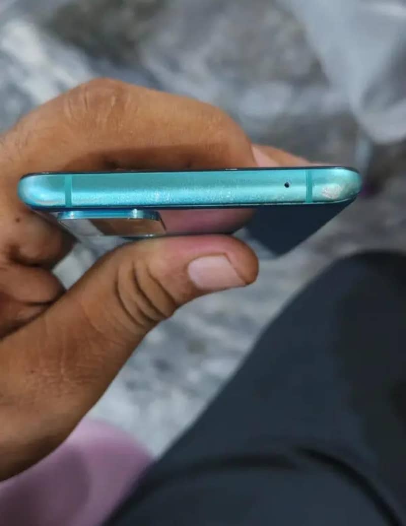 One Plus 8T 5