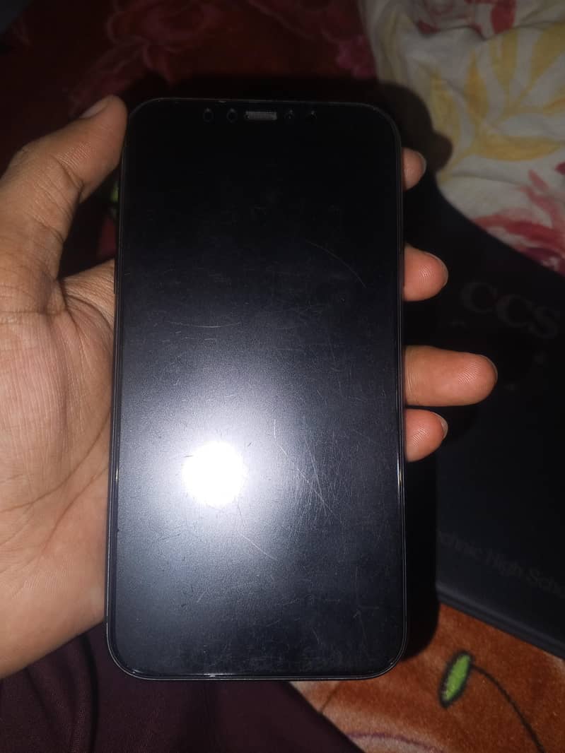 Apple iPhone 11 3