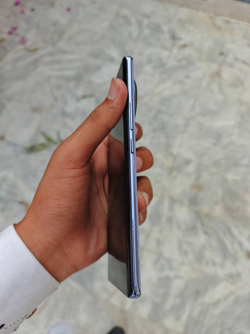Tecno CAMON 30S 4