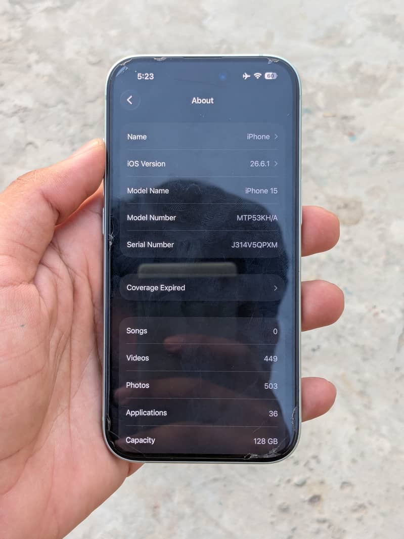 Apple iPhone 15 4