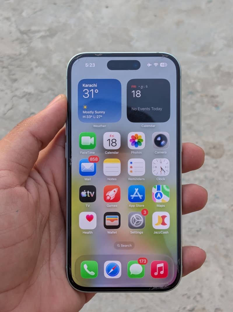 Apple iPhone 15 7