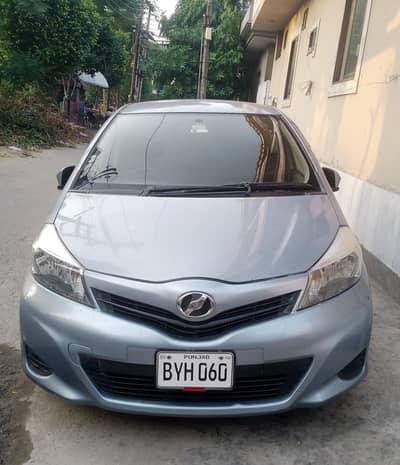 Toyota Vitz 2012