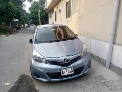 Toyota Vitz 2011