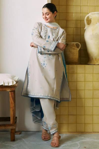 Zara Shahjan Embroidered Lawn kurta Set Summer Collection.