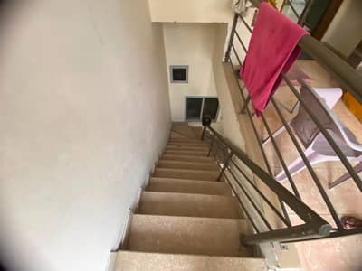 5 Marla Upper Porahion 3 Bed Tile Flooeing Wood Work