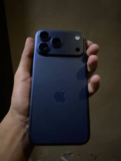 iPhone 17 pro max