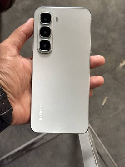 Infinix hot 60i