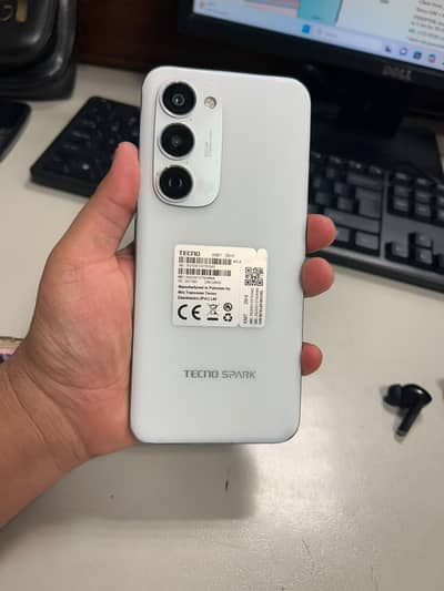 Tecno SPARK 40 pro+