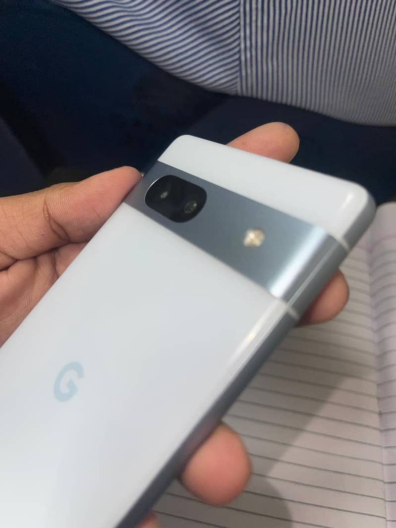 Google Pixel 7a 1