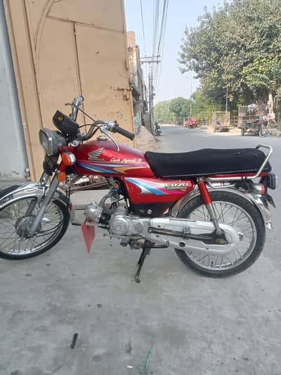 good condition CD70 2009 model