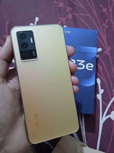 Vivo V23e (8+4/128GB) With Box and Charger