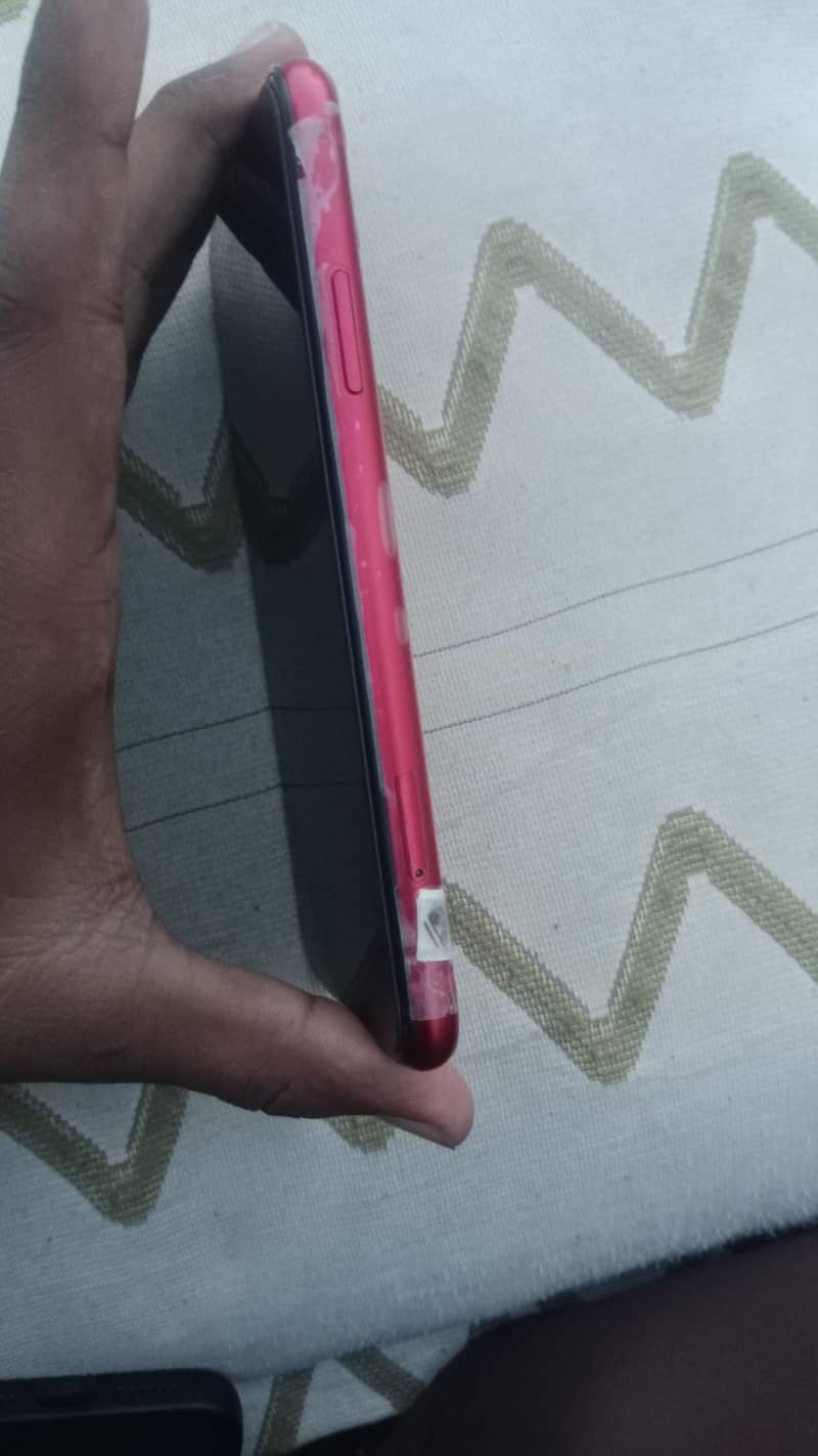 Apple iPhone 11 0