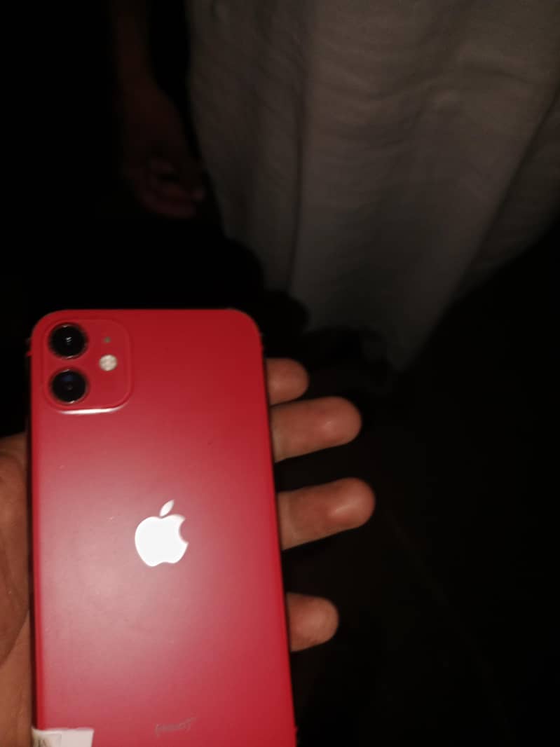 Apple iPhone 11 3