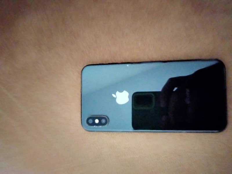 Apple iPhone X 3