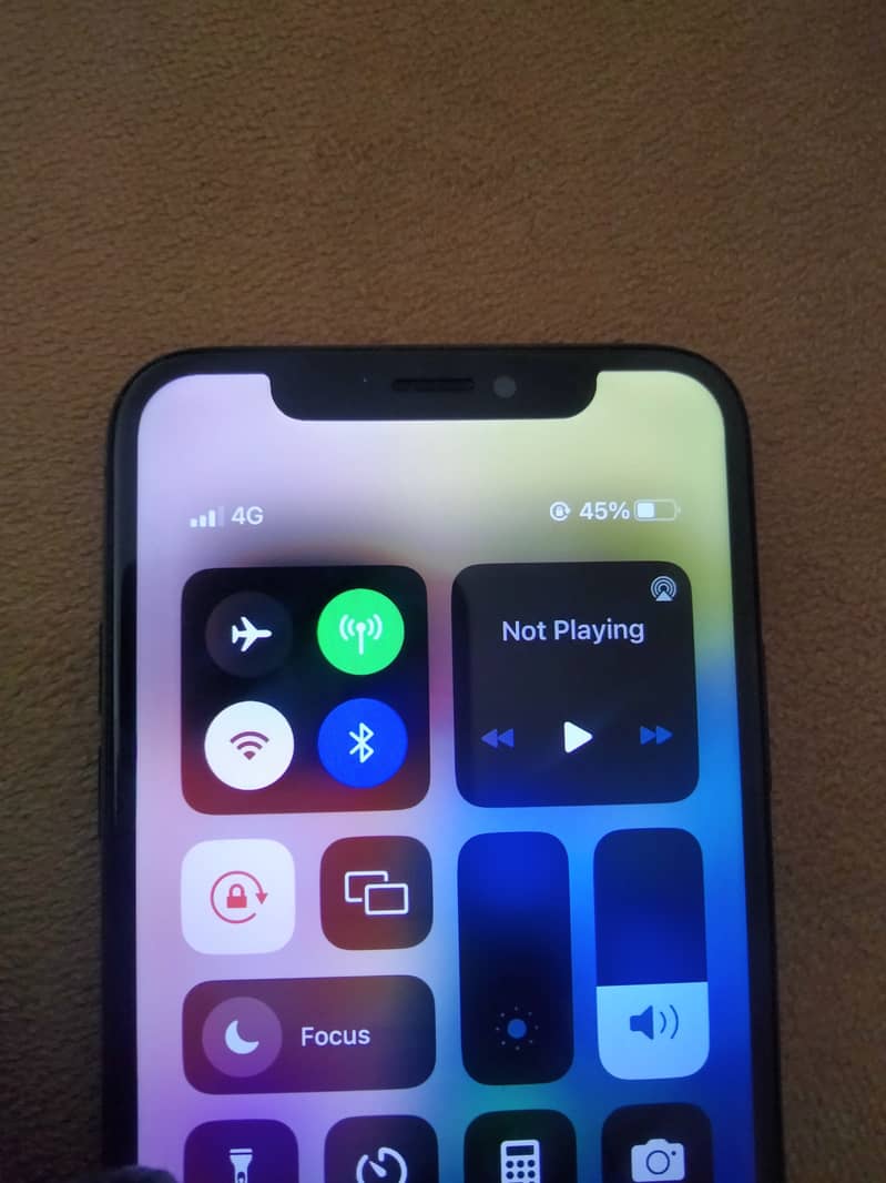 Apple iPhone X 4