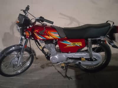 Honda 125   cont no 03284910672