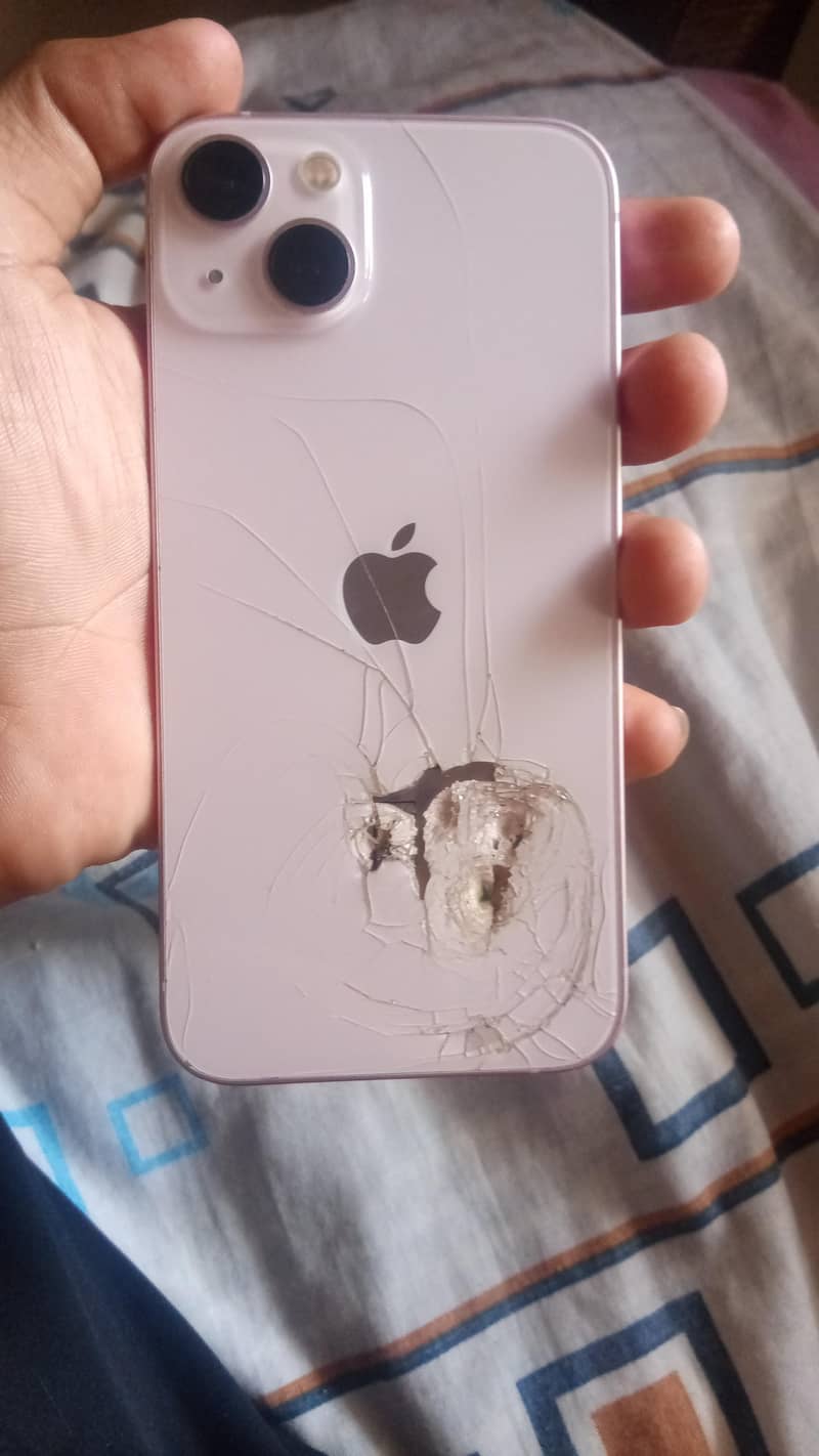 Apple iPhone 13 1