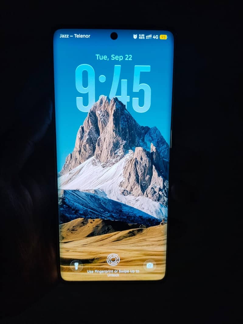 Tecno Camon 40 pro 8/256 3