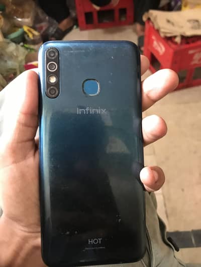 Infinix Hot 8