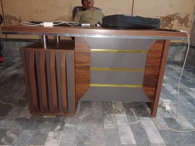 Office table New