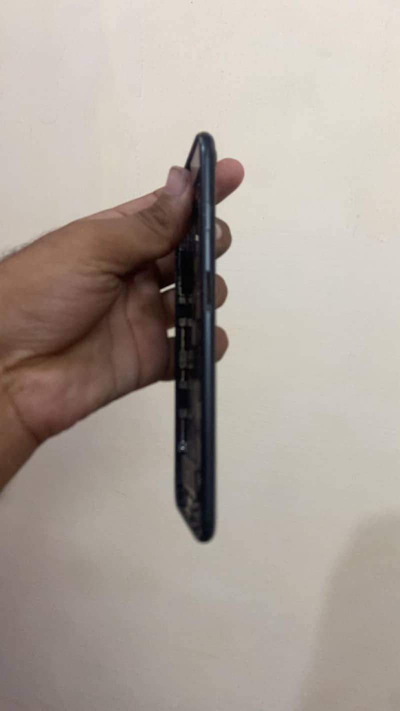 Apple iPhone 7 Plus 1