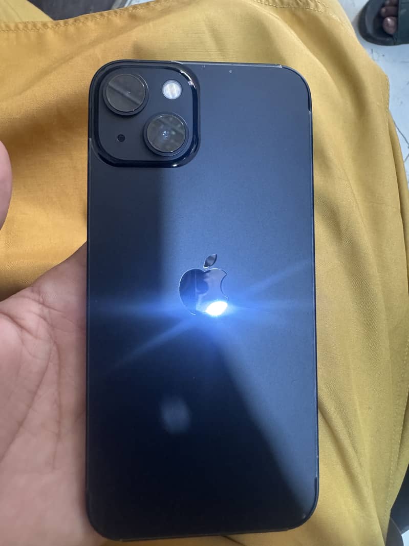 Apple iPhone 13 0