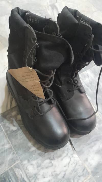 service shoes