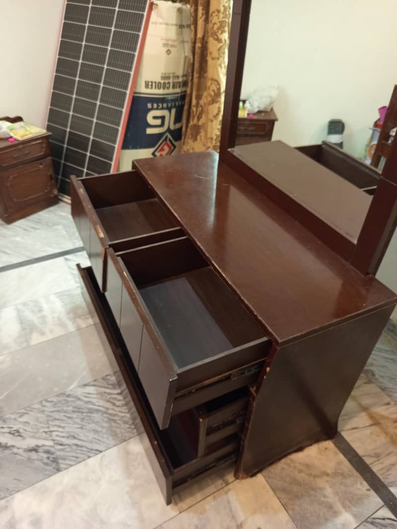 Dressing Table in original condition 1