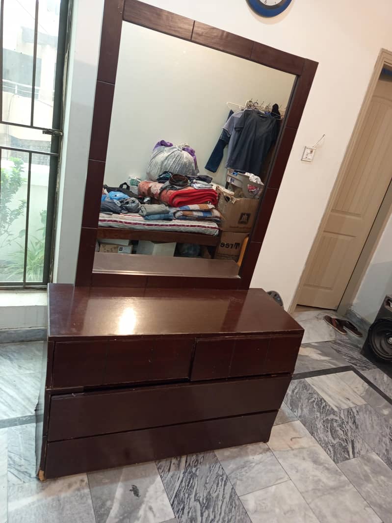 Dressing Table in original condition 3