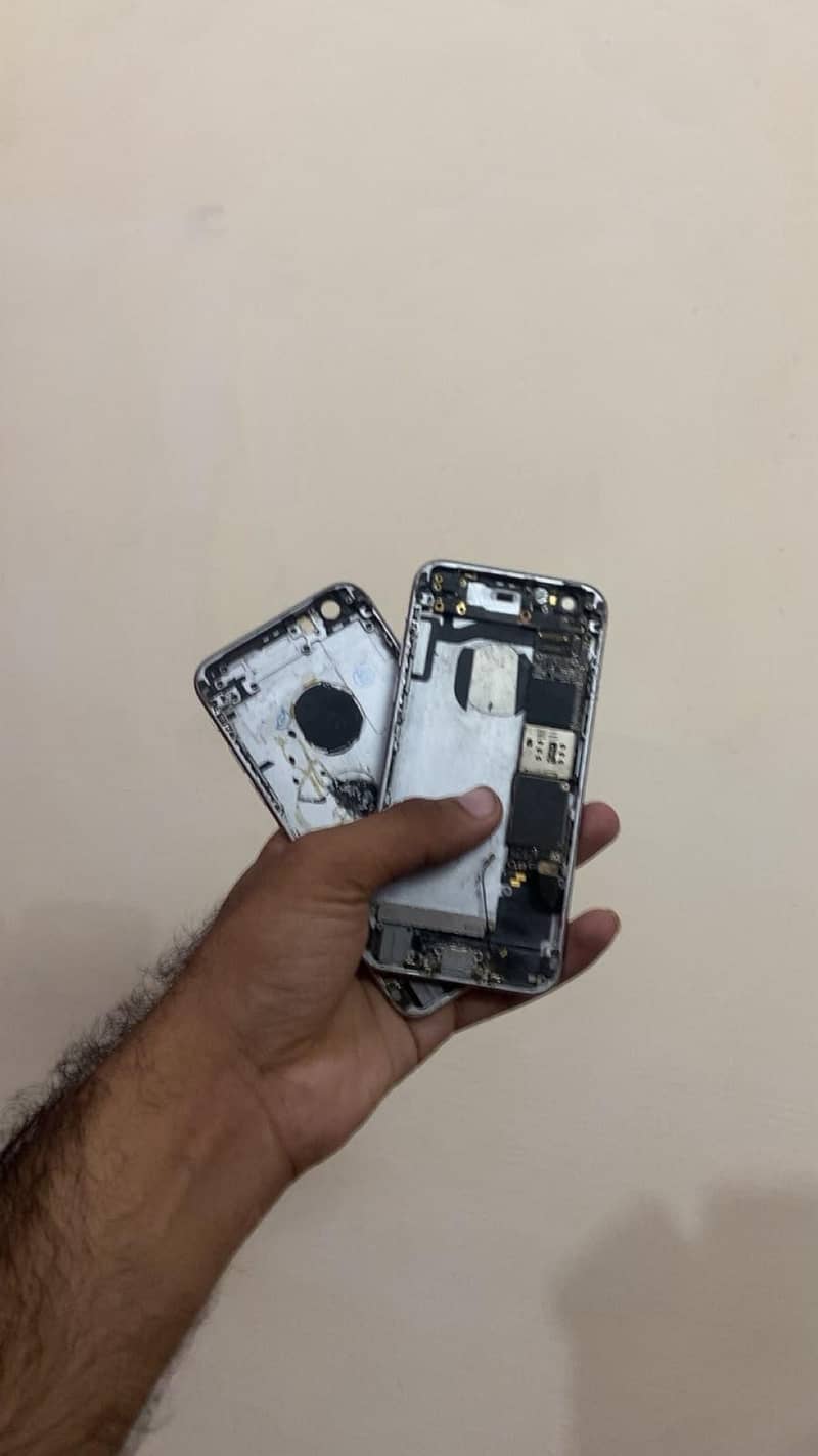 Apple iPhone 6S 1