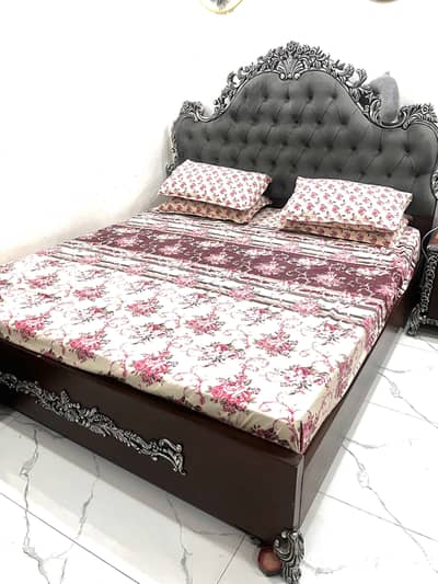 Elegant Wooden Bedroom Furniture Set -Bed, Dressing Table, Side Tables