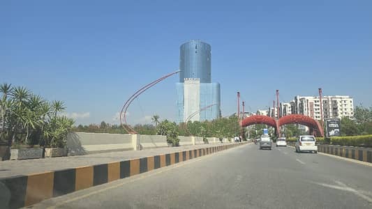 Gulberg Greens Block B 5 Marla Plot.