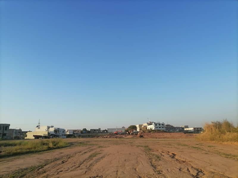 2 Kanal Develop Possession, Street Corner Plot 5
