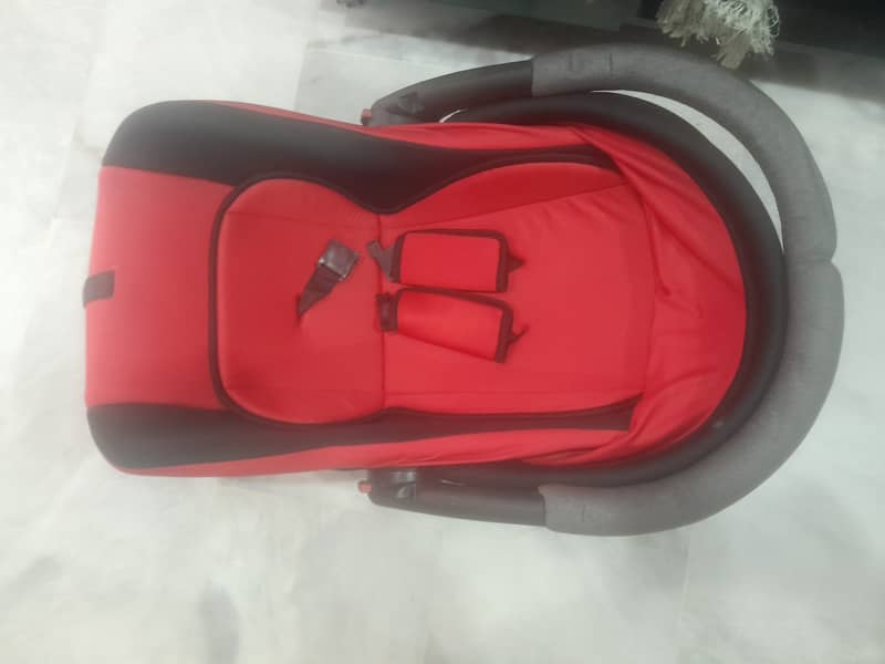 Carry cot 2